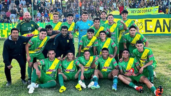 ESPERA. Atlético Peñaflor ganó su última copa en 1999 y ahora irá por la gloria para seguir siendo el más ganador en el historial del torneo.