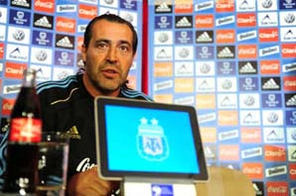 Batista confirmó los once que jugarán ante Estados Unidos