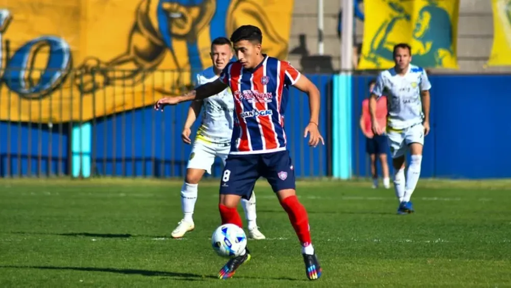 Peñarol cosechó otra derrota y complica más sus chances de esquivarle al descenso