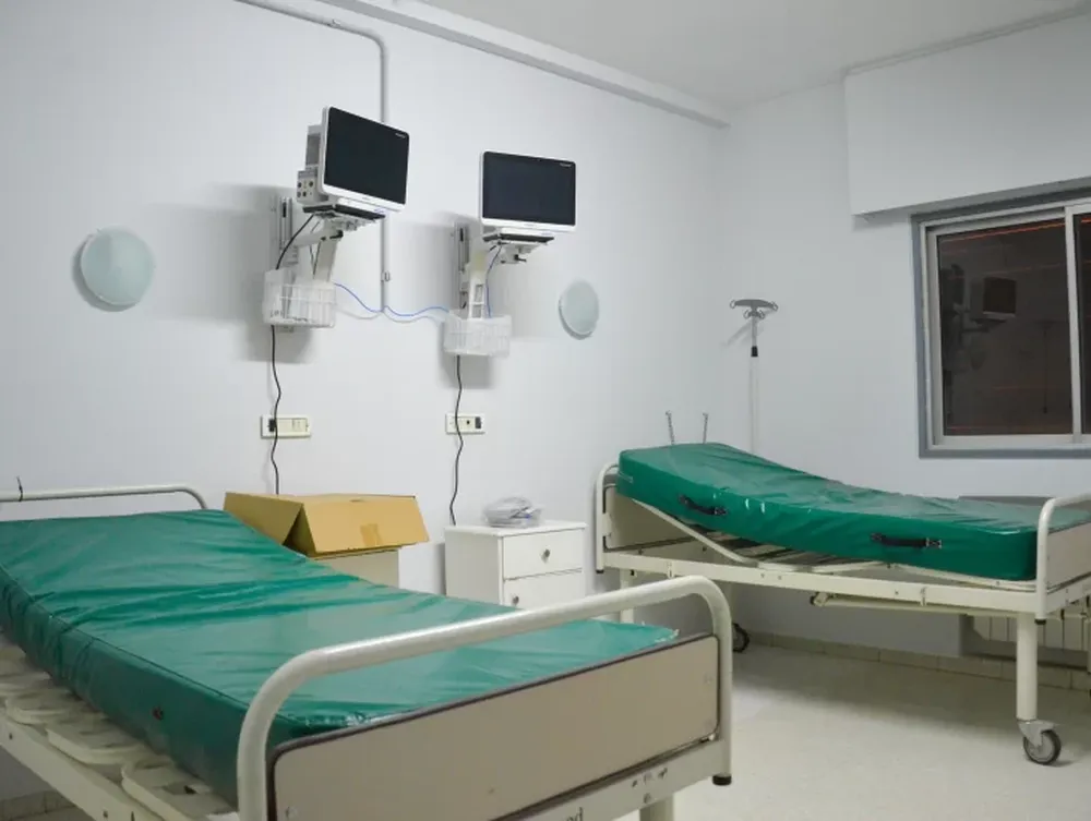 Hay más de 160 internados por coronavirus y 28 con asistencia respiratoria