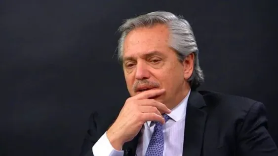 El presidente canceló sus viajes a México y Estados Unidos por la crisis con Cristina Kirchner