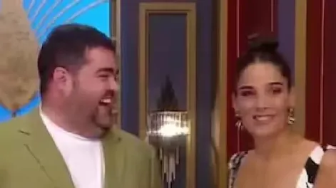 Darío Barassi metió la pata en el primer programa de Juana Viale y se viralizó