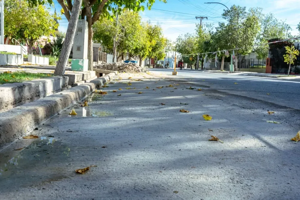 Rivadavia continúa con mejoras de cordones y veredas en dos barrios