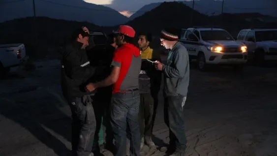 Tras casi 17 horas, lograron rescatar los dos cuerpos del horno calero