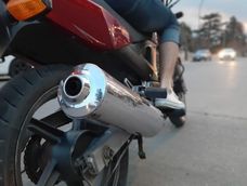 El municipio de Sarmiento puso en marcha una política de tolerancia cero contra la contaminación sonora en la vía pública
