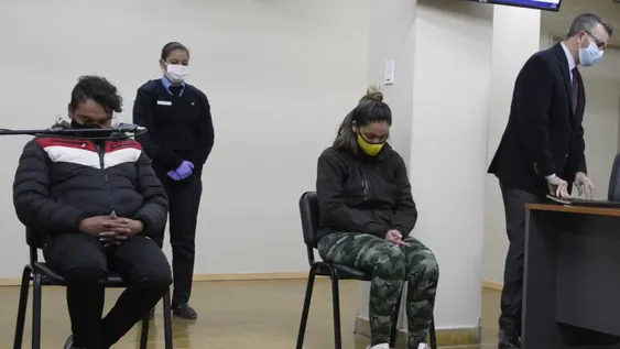 Investigarán si la portera corrompió a otros menores en la casa donde se filmó con uno