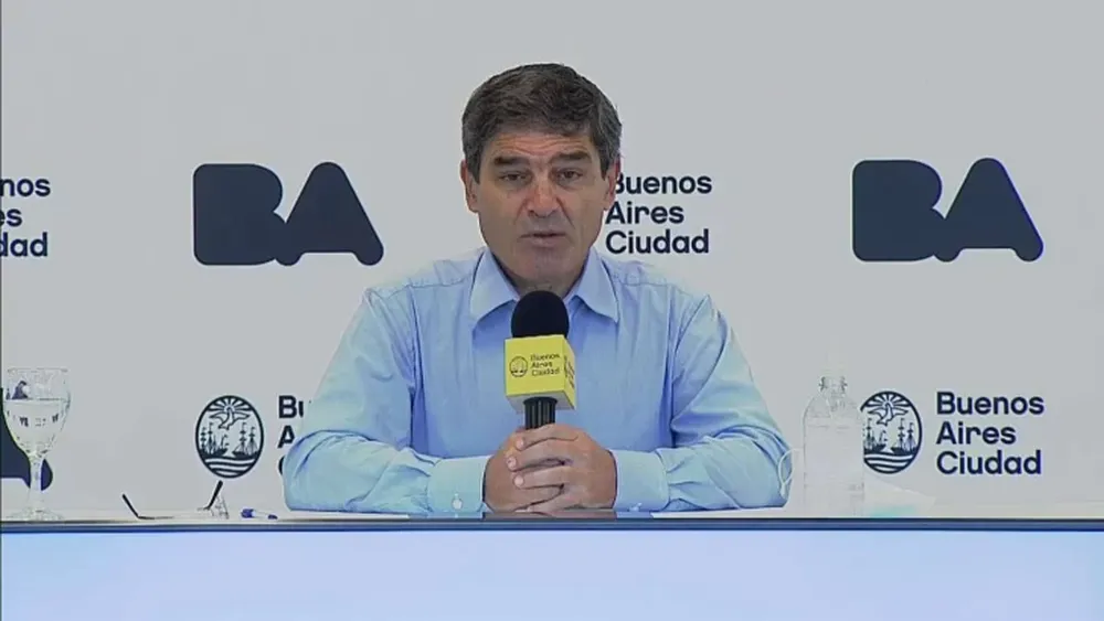 El Gobierno porteño confirmó que la curva de contagios de coronavirus “dejó de crecer”