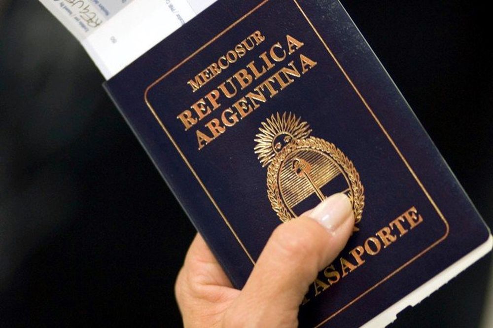 Actualizaron el cuadro tarifario para obtener el pasaporte: ahora costará 15 mil pesos