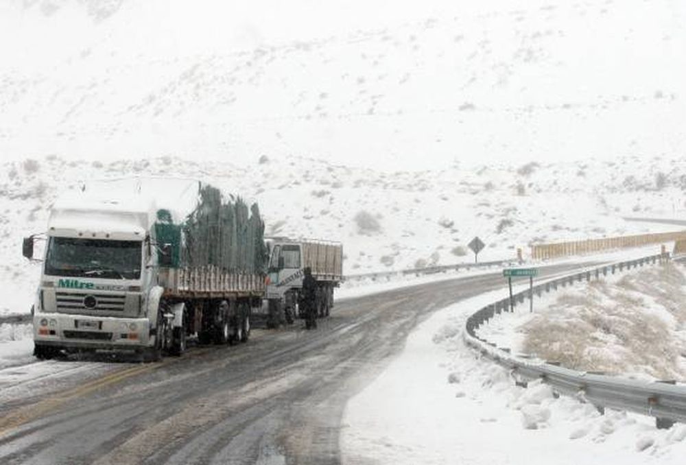 Fijan mecanismo de compra con tarjeta en el extranjero