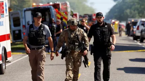 Tiroteo e incendio en una iglesia en Michigan: hubo nueve heridos y el atacante fue abatido