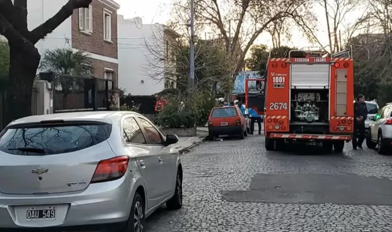 Abrió la puerta de la casa y se desvaneció: así se descubrió la tragedia de Villa Devoto