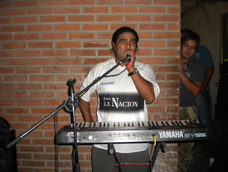 “Chelo” Torres, líder del Grupo Green fue denunciado por abuso sexual. “Chelo” Torres, líder del Grupo Green fue denunciado por abuso sexual.