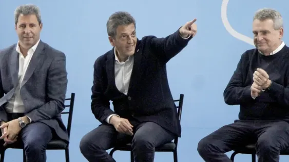 Massa visitará la fábrica de paneles solares y se reunirá con referentes