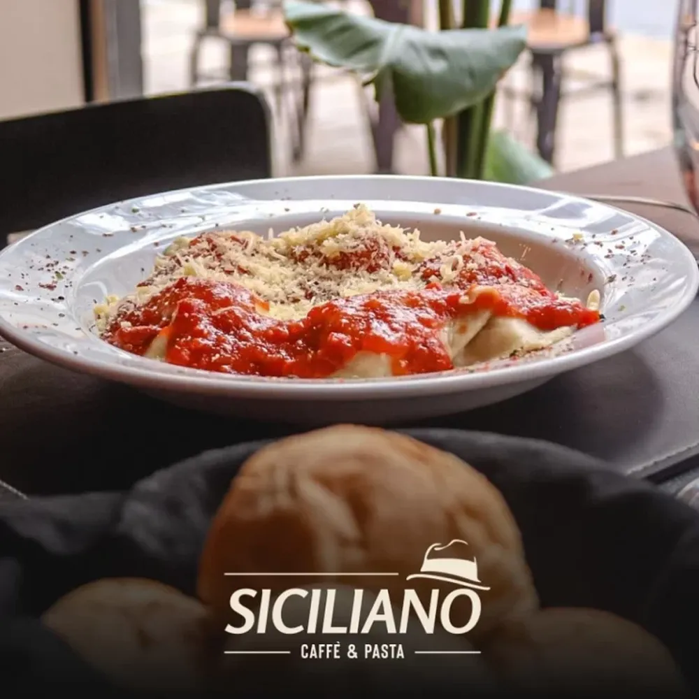 Siciliano tiene sorpresas para sus clientes en su primer aniversario