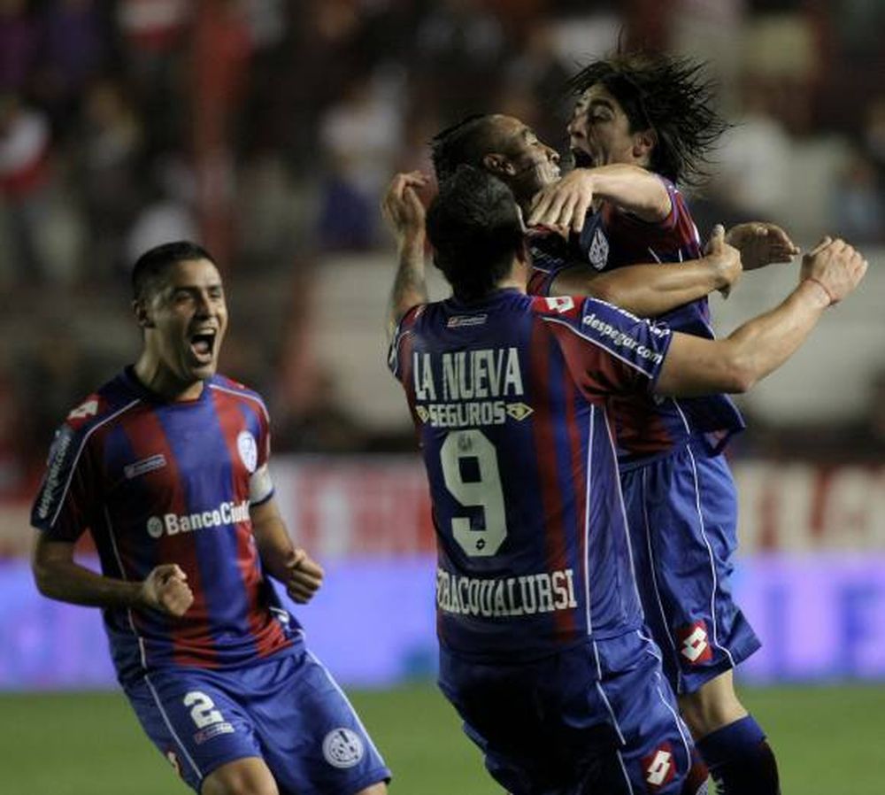 San Lorenzo sigue en levantada
