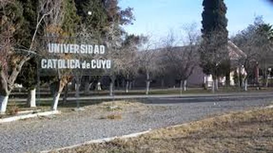 Buenaventura, el vino que lanzó la UCCuyo, es el primero de tres