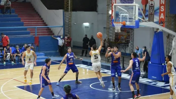 Jáchal se derrumbó en Santiago