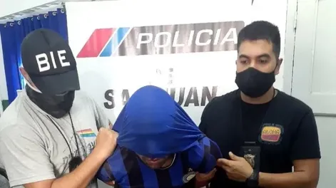 Foto: antecedente de detención antes de fugarse de la comisaría.