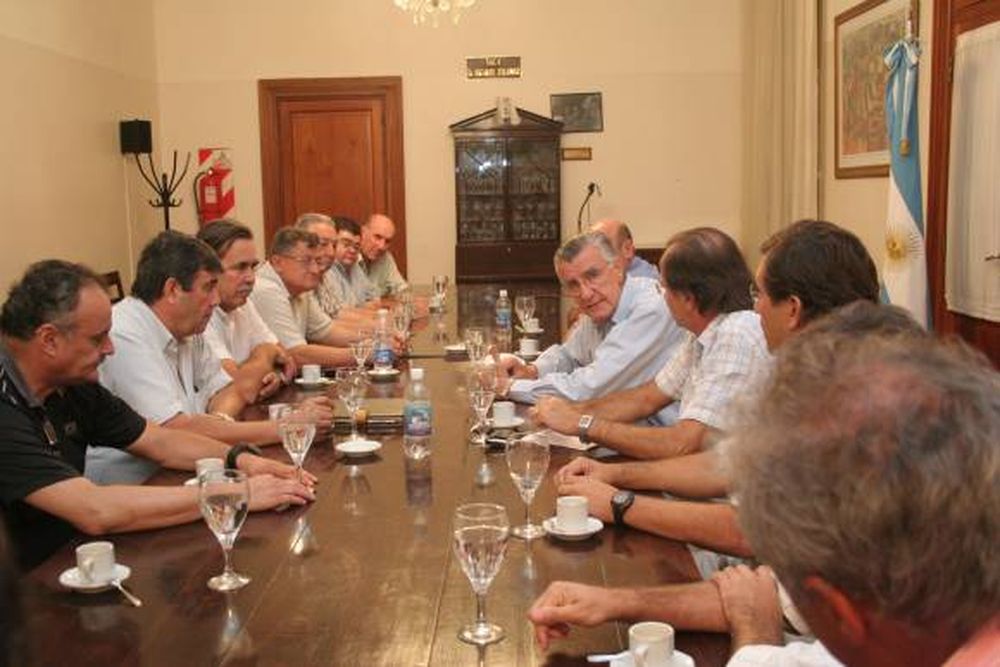 Viñateros, con subsidios para hidráulica y abonos