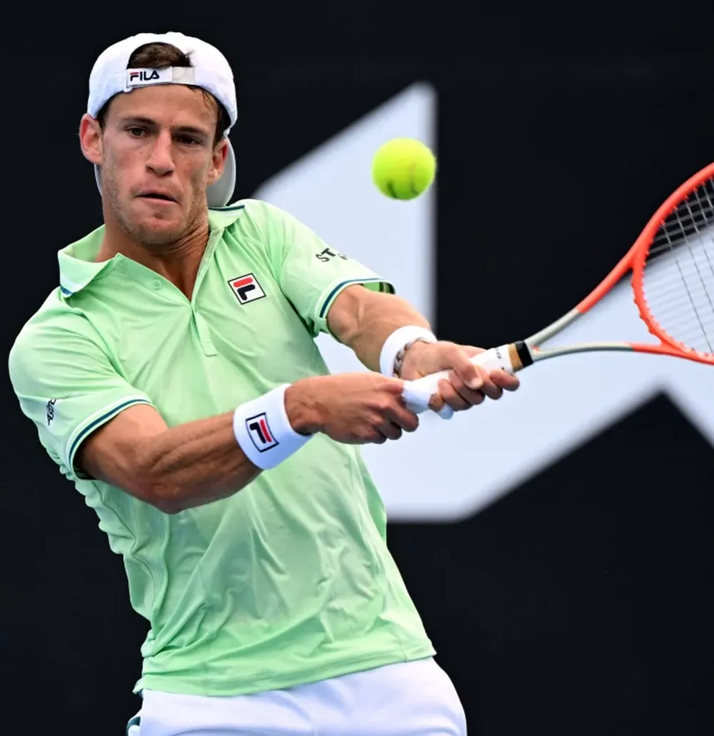 El “Peque” y Londero, a semis