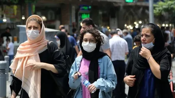 Llanto y clamor de venganza en el masivo funeral de Soleimani