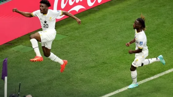 En un partido de idas y vueltas, Ghana venció a Corea del Sur