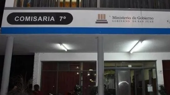 Aprehendieron a 20 personas que estaban en una fiesta en una quinta de Pocito