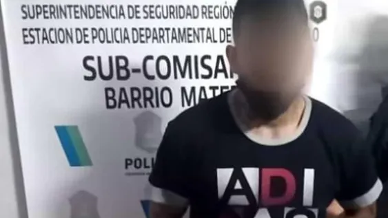 [VIDEO] Un tatuador le disparó 14 tiros a un joven que le dio “me gusta” a una foto de su novia