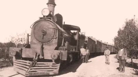 Diario de Cuyo | Imponente. Esta es la máquina que llegó hace 140 años por primera vez a San Juan. Venían el presidente de la Nación y tres futuros jefes de Estado.