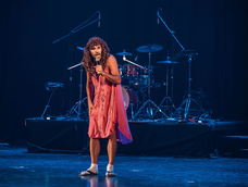 La agenda cultural de San Juan incluye Manso Yarco, el nuevo espectáculo de Mauri Nozica, en el Teatro Sarmiento.&nbsp;