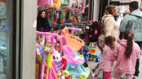 El comercio sanjuanino lanza una campaña especial por el Día del Niño.