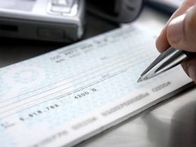 Condenaron a un mecánico por estafar a comerciantes con cheques falsos