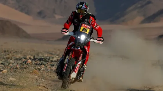 Benavides está a un paso de la gloria