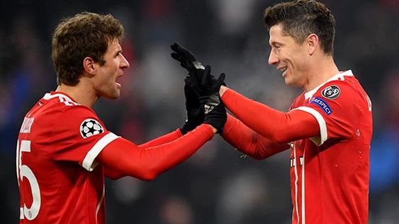 Bayern Munich goleó y tiene un pie y medio en cuartos