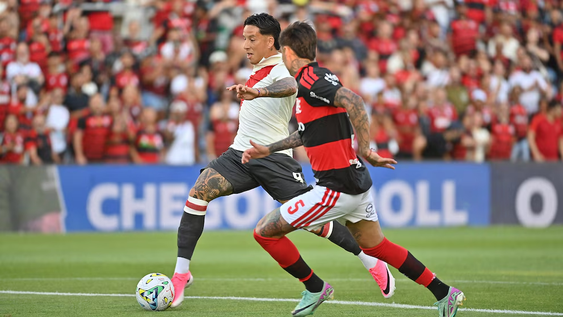 Sebastián Druiussi, el autor de los dos goles de River.