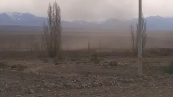 Emiten alerta por viento Zonda en la precordillera de San Juan