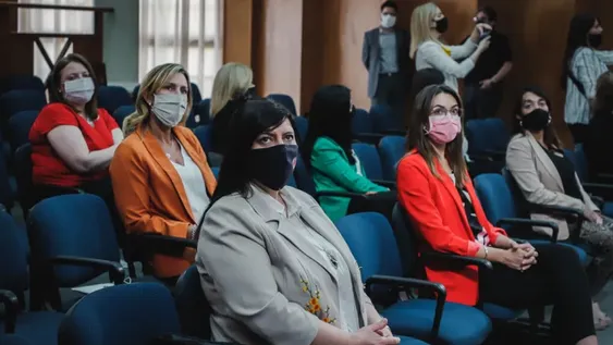 Con paridad de género en 2019, habría 25% más mujeres en cargos legislativos