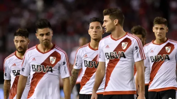River Plate frenó su marcha