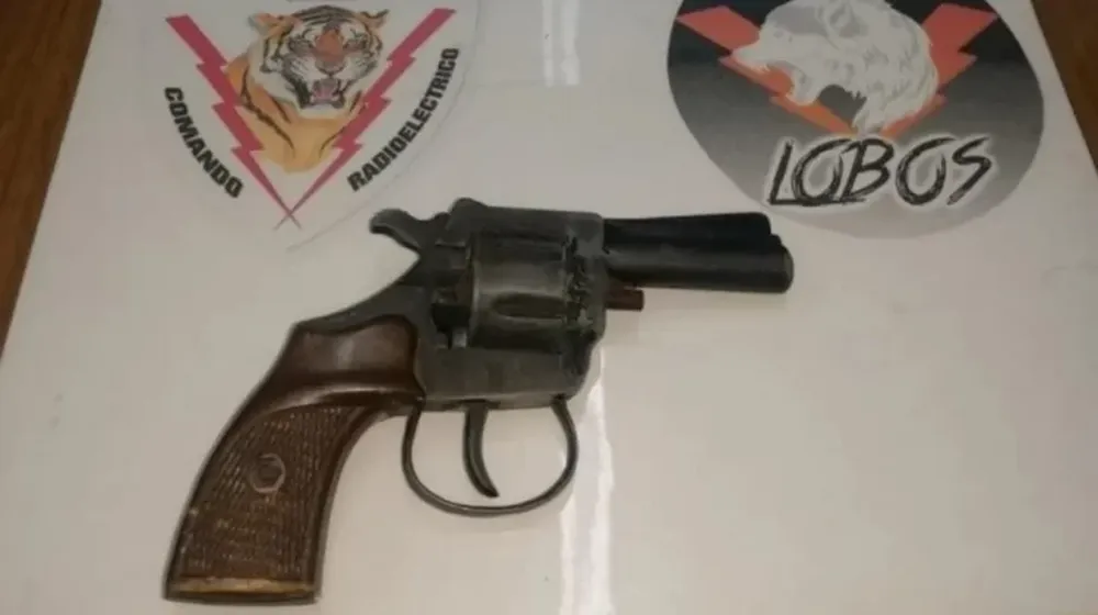 Rosario: un niño de 10 años fue armado a la escuela