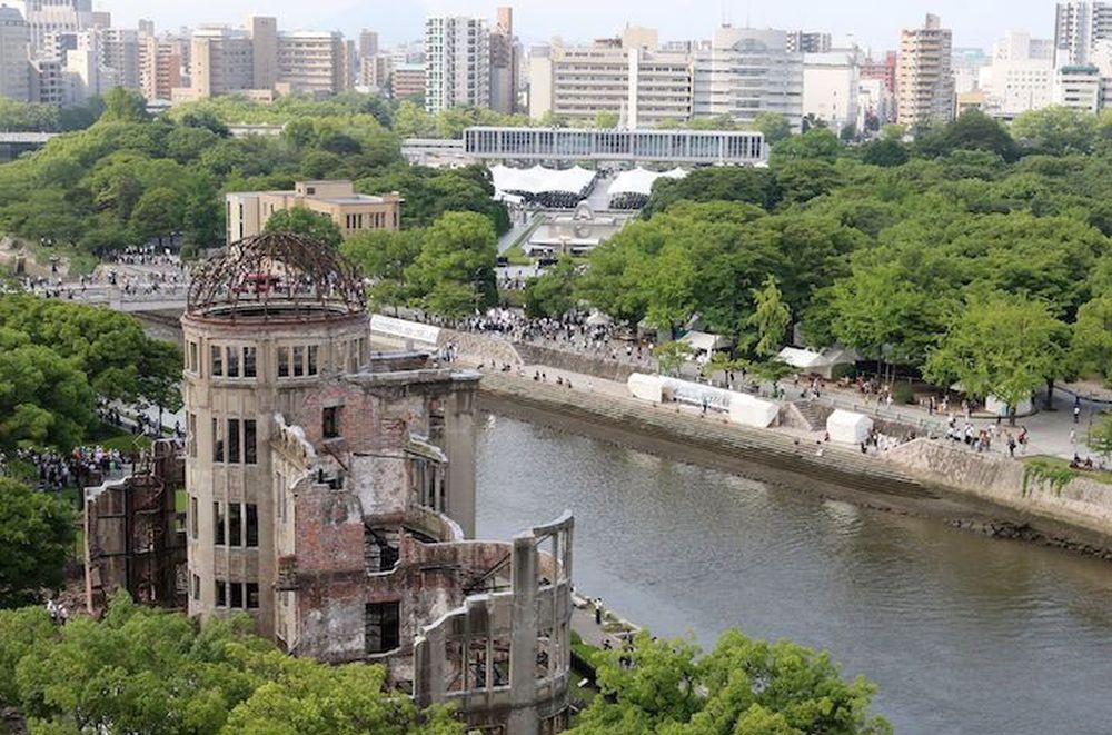 PASADO Y PRESENTE de Hiroshima, un testimonio de la superación del hombre ante la crueldad de la guerra.