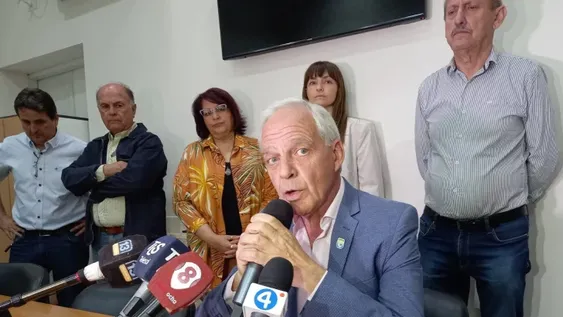 Tras la interpelación, siguen los cruces entre el intendente de Rawson y los concejales