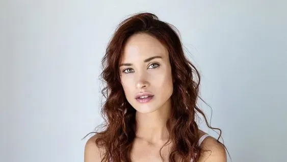 El sensual topless de Camila Cavallo, la pareja de Mariano Martínez
