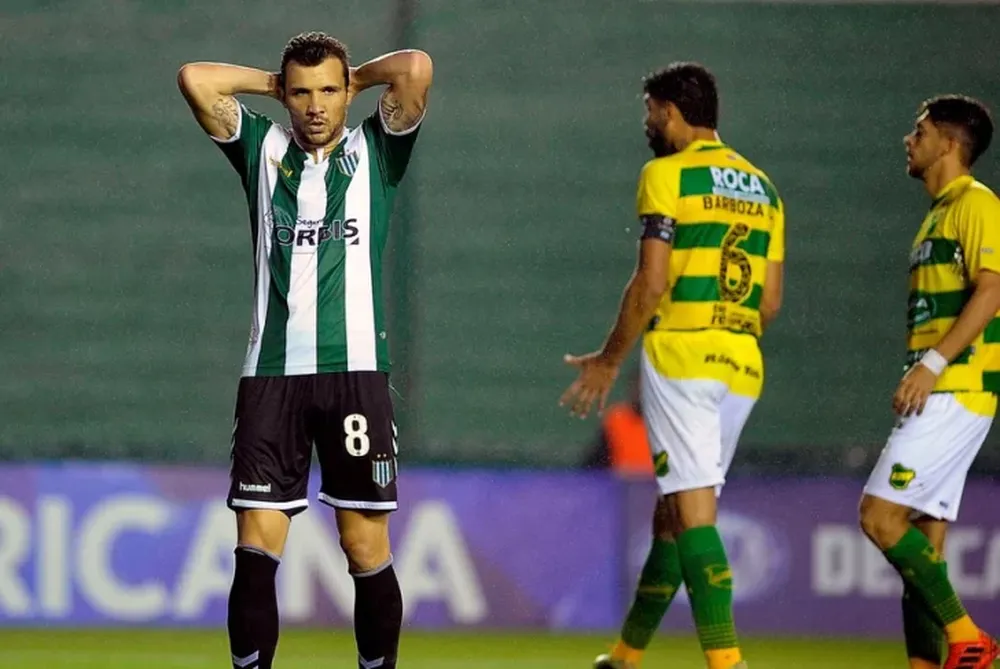 Defensa y Justicia consiguió el pase a cuartos tras ganarle a Banfield