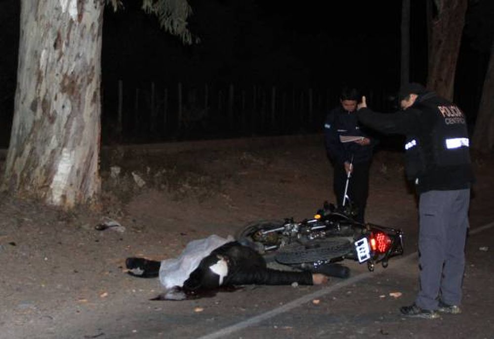 Un obrero y un niño, otras 2  víctimas fatales del tránsito