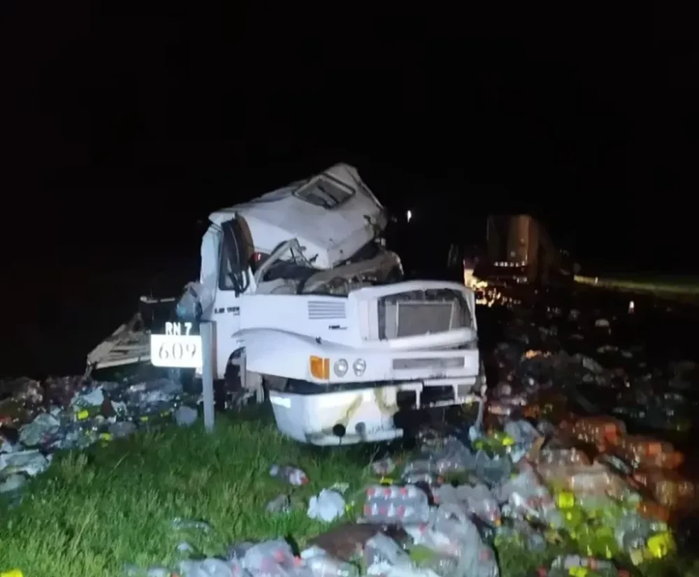 Dos camioneros murieron en un impresionante choque frontal en Córdoba