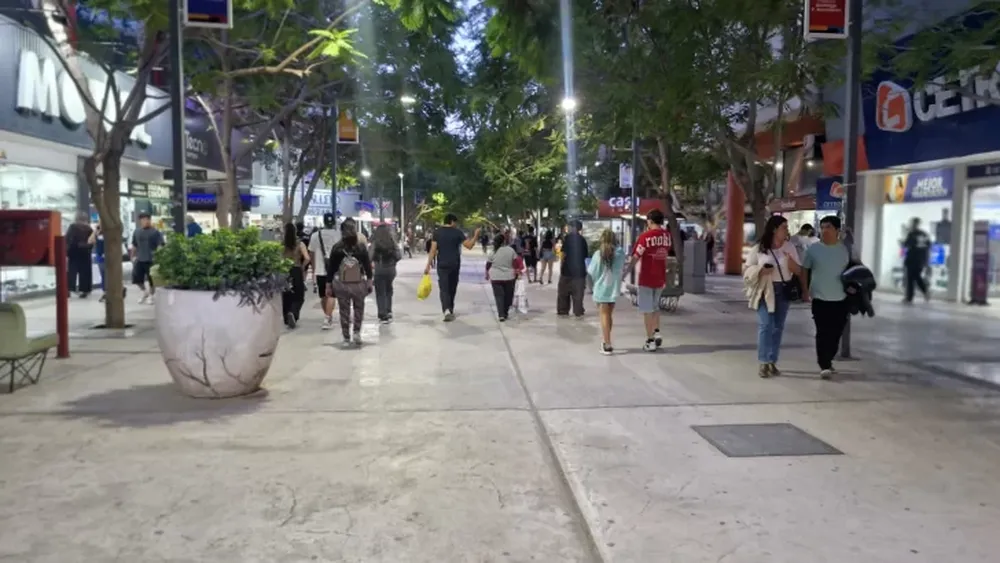 Mañana el comercio no abrirá sus puertas.