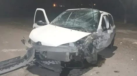 Impactante siniestro en Las Chacritas: dos vehículos chocaron de frente, ¿uno de los conductores iba ebrio?