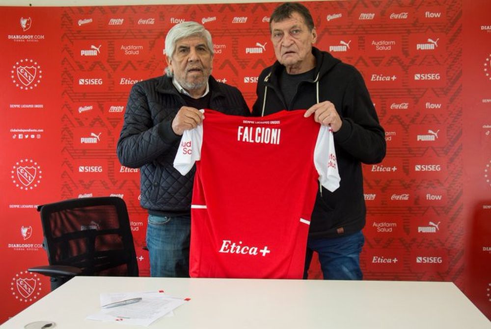 Independiente oficializó la llegada de Falcioni como nuevo DT