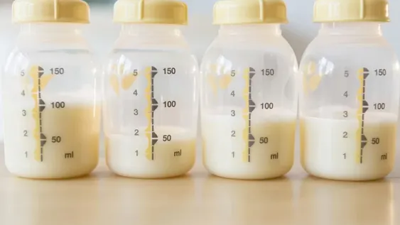 Revelaron que la leche materna mata al virus del Covid-19