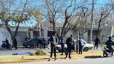 Identificaron al motociclista que murió al chocar en Avenida Rawson